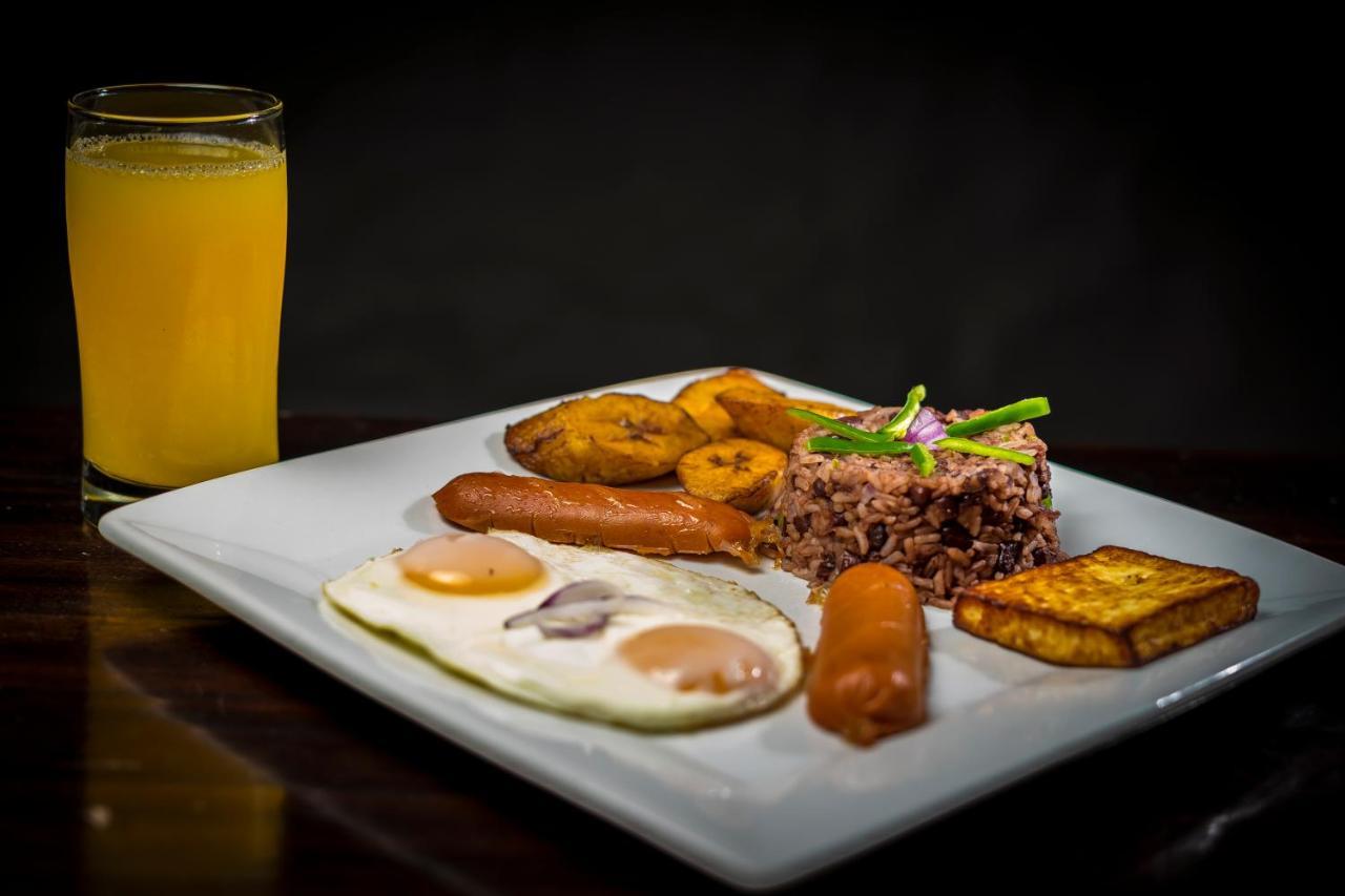 Farallones Hotel Chinandega Ngoại thất bức ảnh