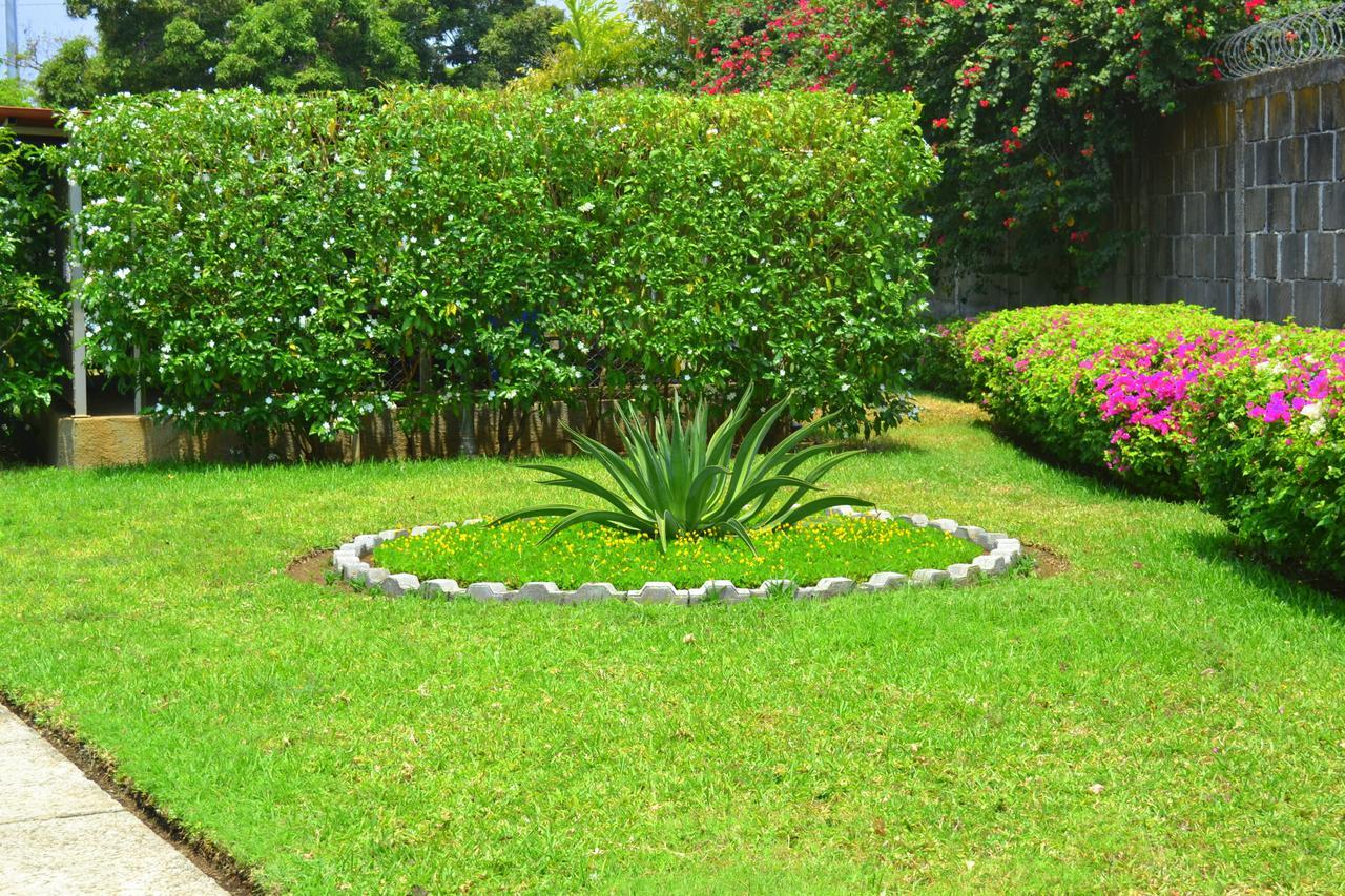 Farallones Hotel Chinandega Phòng bức ảnh