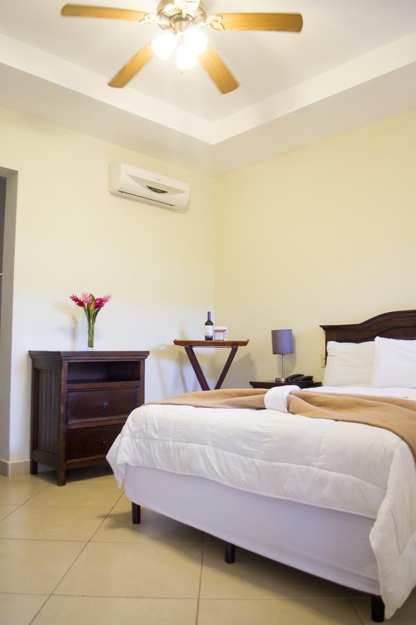 Farallones Hotel Chinandega Ngoại thất bức ảnh
