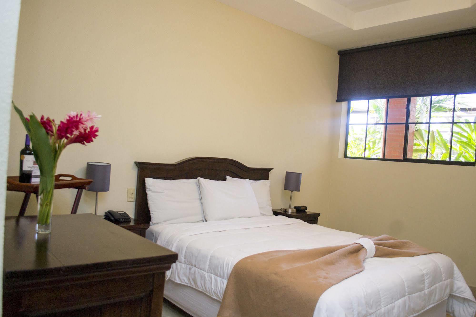 Farallones Hotel Chinandega Ngoại thất bức ảnh