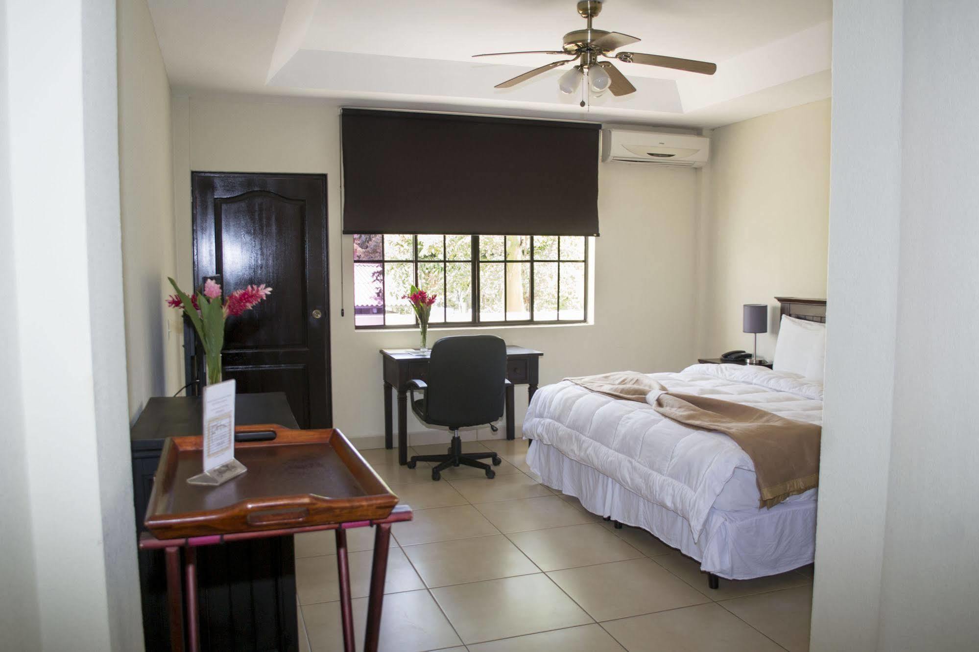 Farallones Hotel Chinandega Ngoại thất bức ảnh